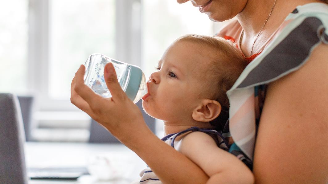 starting-solid-foods-bottle